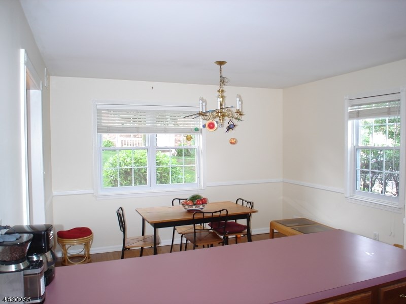 For Sale: 41 Canterbury Rd Chatham, NJ 07928