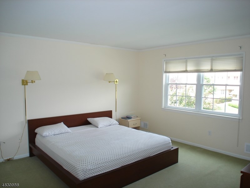 For Sale: 41 Canterbury Rd Chatham, NJ 07928