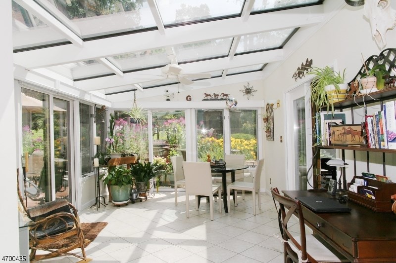 6 Chester Woods Dr