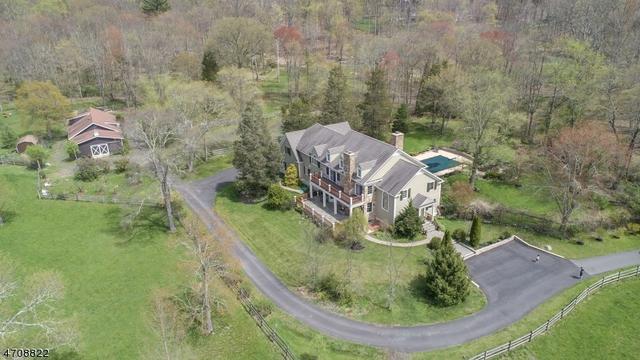 68 Charles Rd