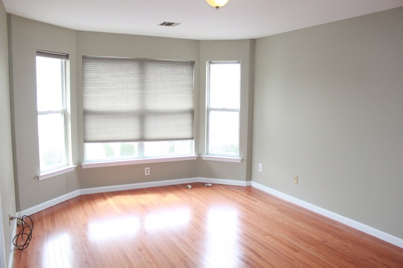 For Sale: 12 Claire Ct East Hanover, NJ 07936
