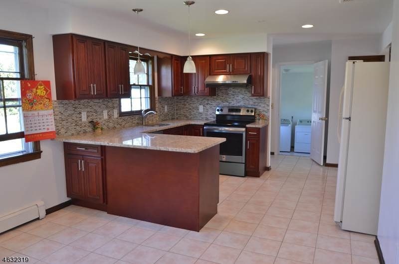 For Sale: 3 Trinity Pl East Hanover, NJ 07936