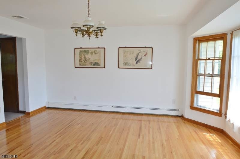 For Sale: 3 Trinity Pl East Hanover, NJ 07936