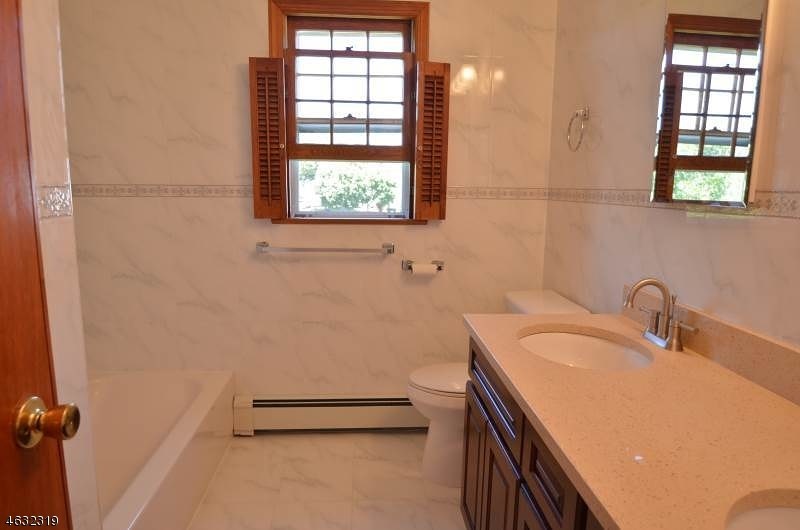 For Sale: 3 Trinity Pl East Hanover, NJ 07936