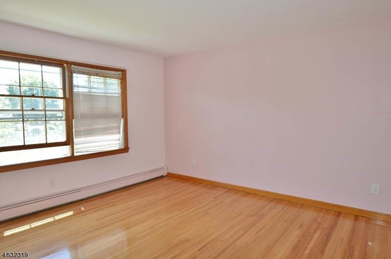 For Sale: 3 Trinity Pl East Hanover, NJ 07936