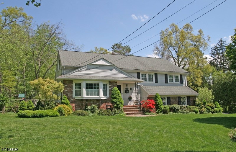 100 Chatham St