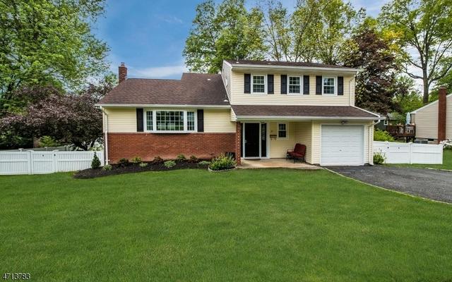 8 Rosemont Ave