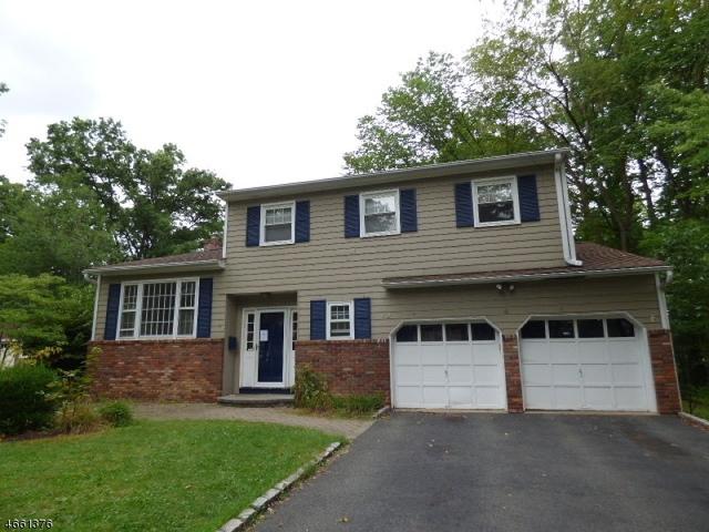 4 Tracy Ln
