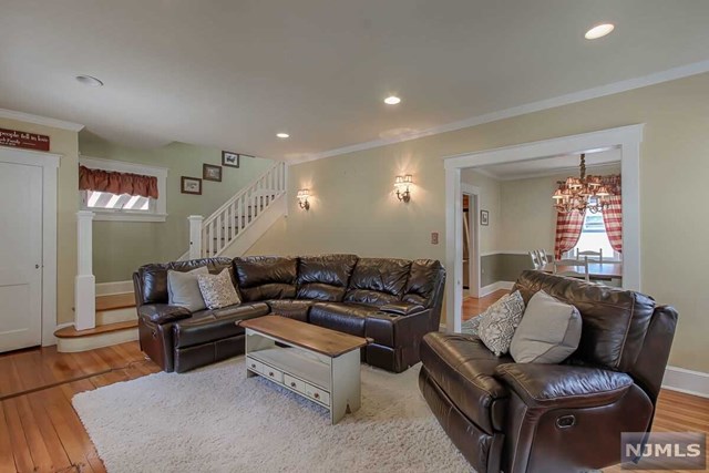 For Sale: 11 Academy Rd Morris Plains, NJ 07950