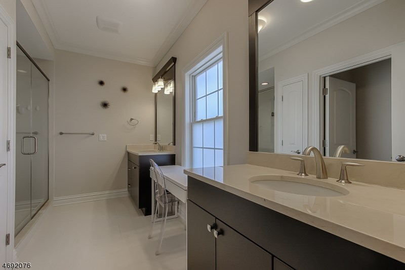 25 Maxwell Ct