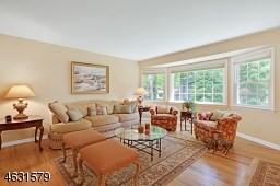 39 Symor Dr Morristown, NJ 07960