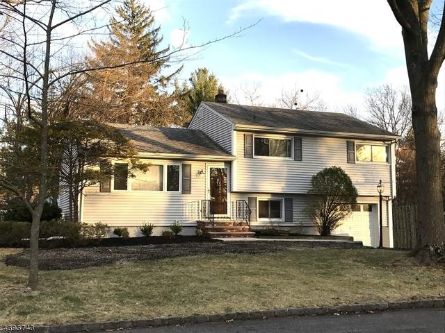 35 Badgley Dr