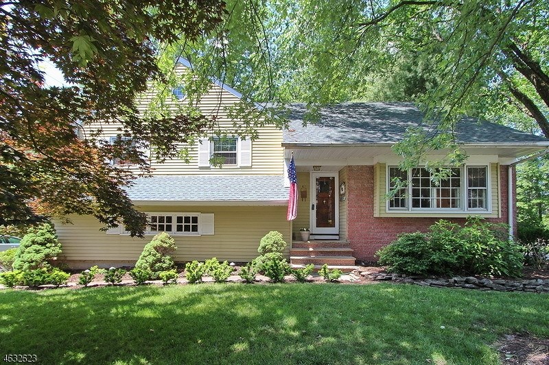 For Sale: 47 Sagamore Dr New Providence, NJ 07974