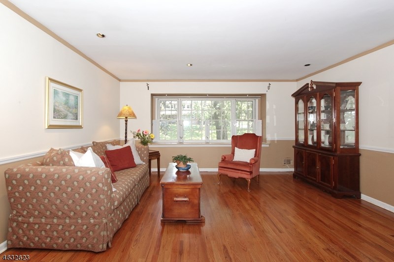For Sale: 47 Sagamore Dr New Providence, NJ 07974