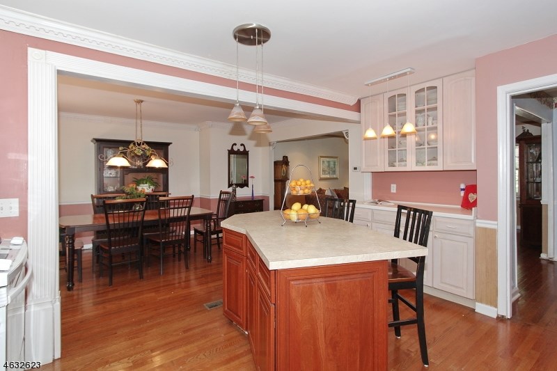 For Sale: 47 Sagamore Dr New Providence, NJ 07974