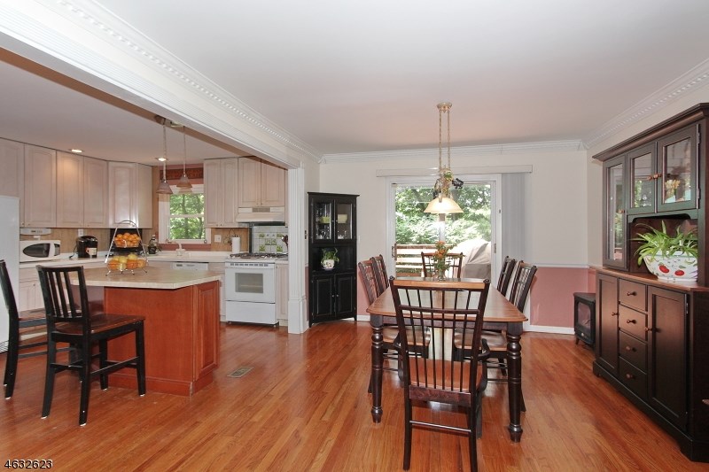 For Sale: 47 Sagamore Dr New Providence, NJ 07974