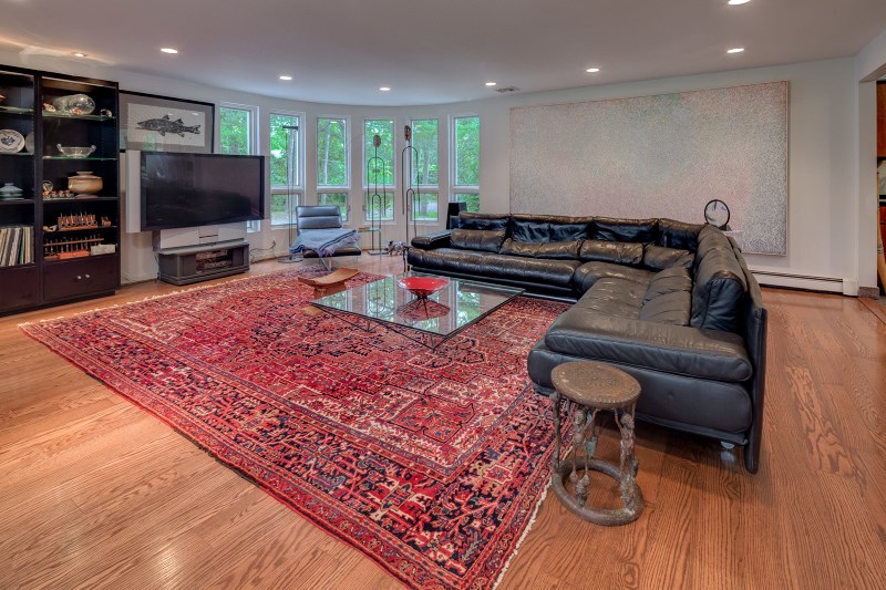 8 Melrose Ln