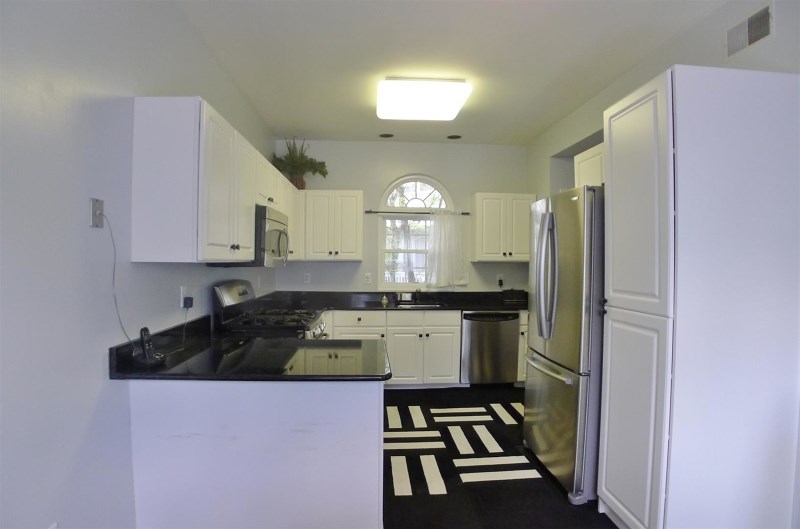 For Sale: 808 Dellwood Ln Whippany, NJ 07981