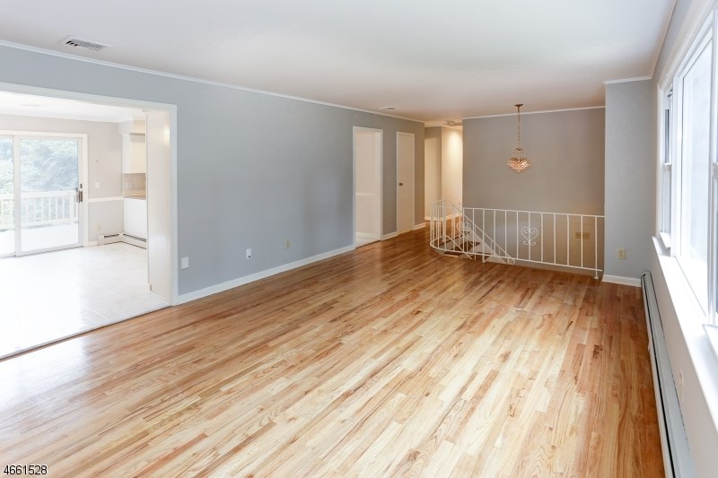 12 Kearney Ave