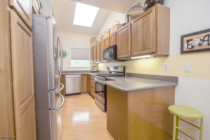 506 Chandler Ln