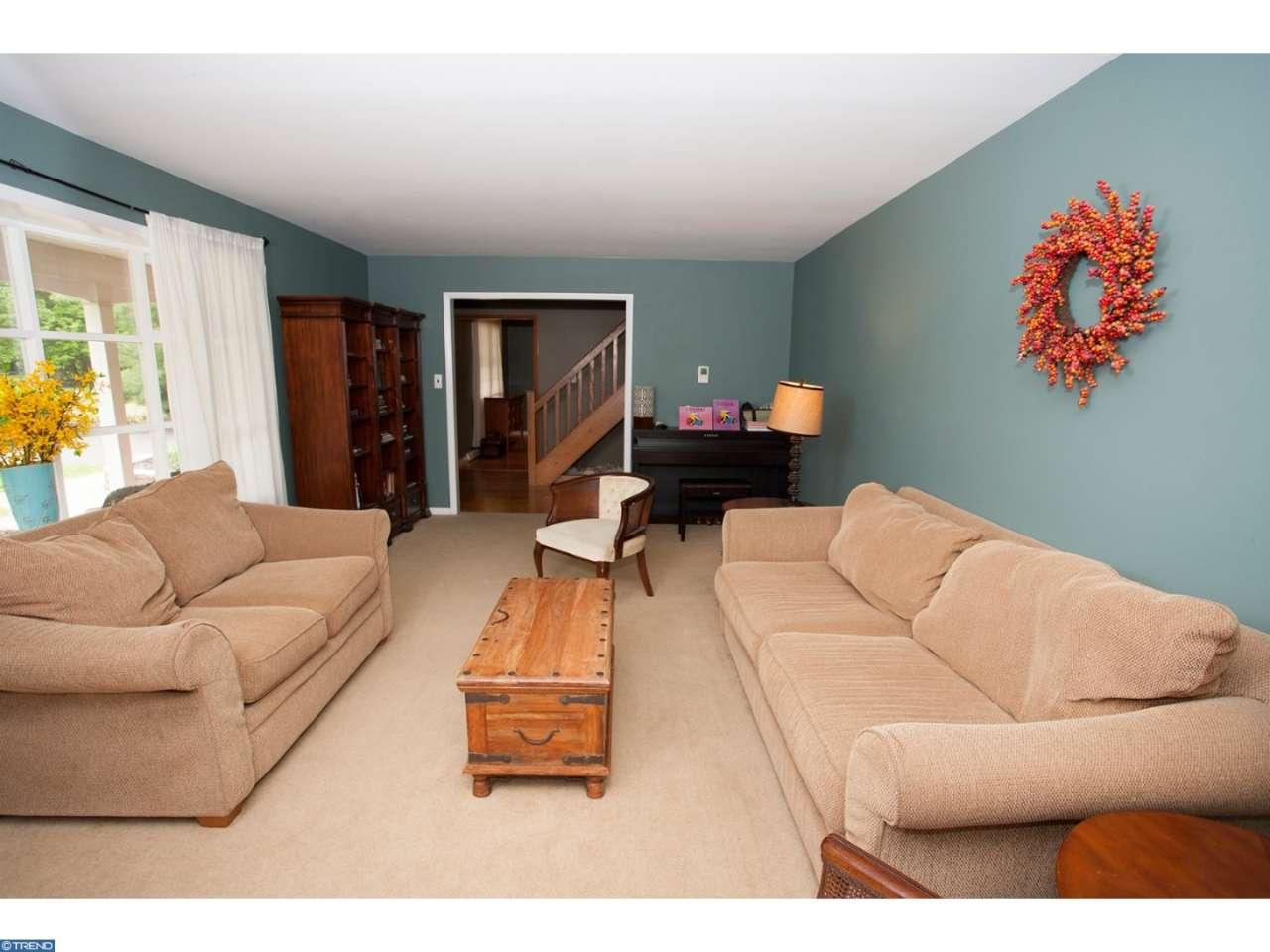 1054 Dell Dr
