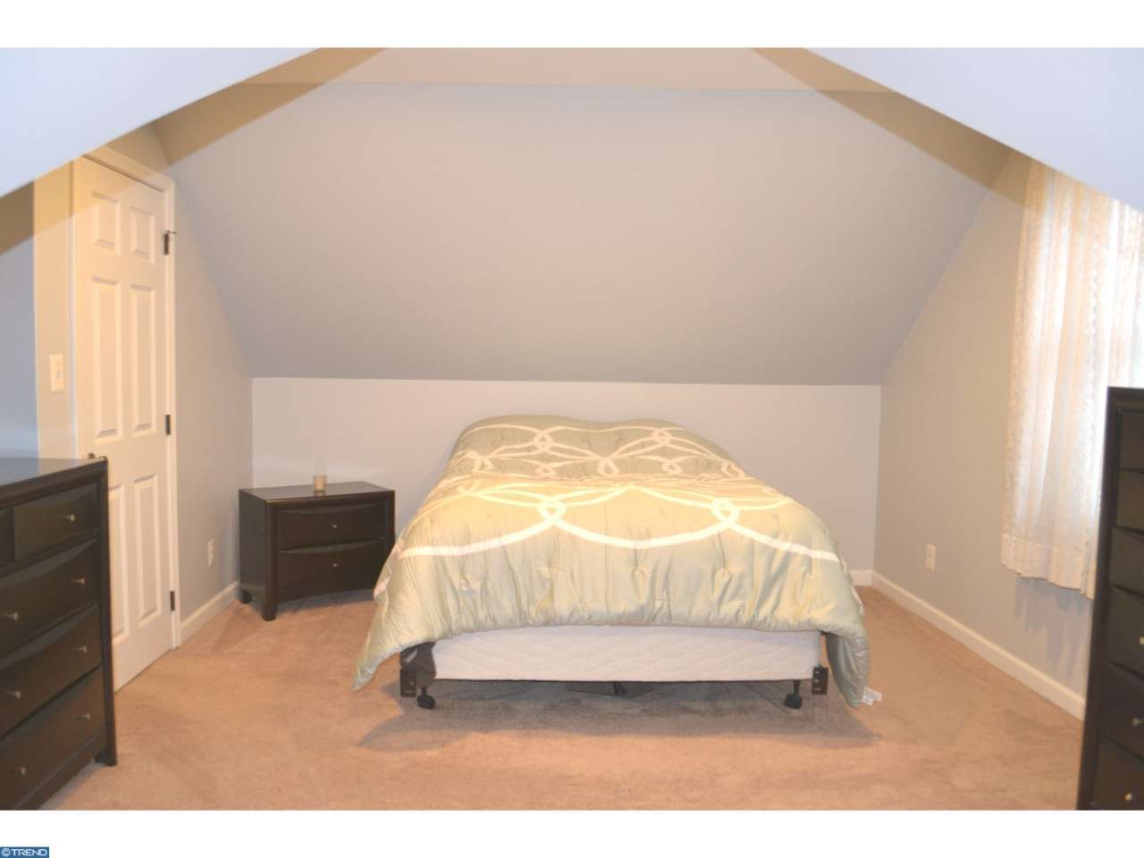 1216 Maple Ave