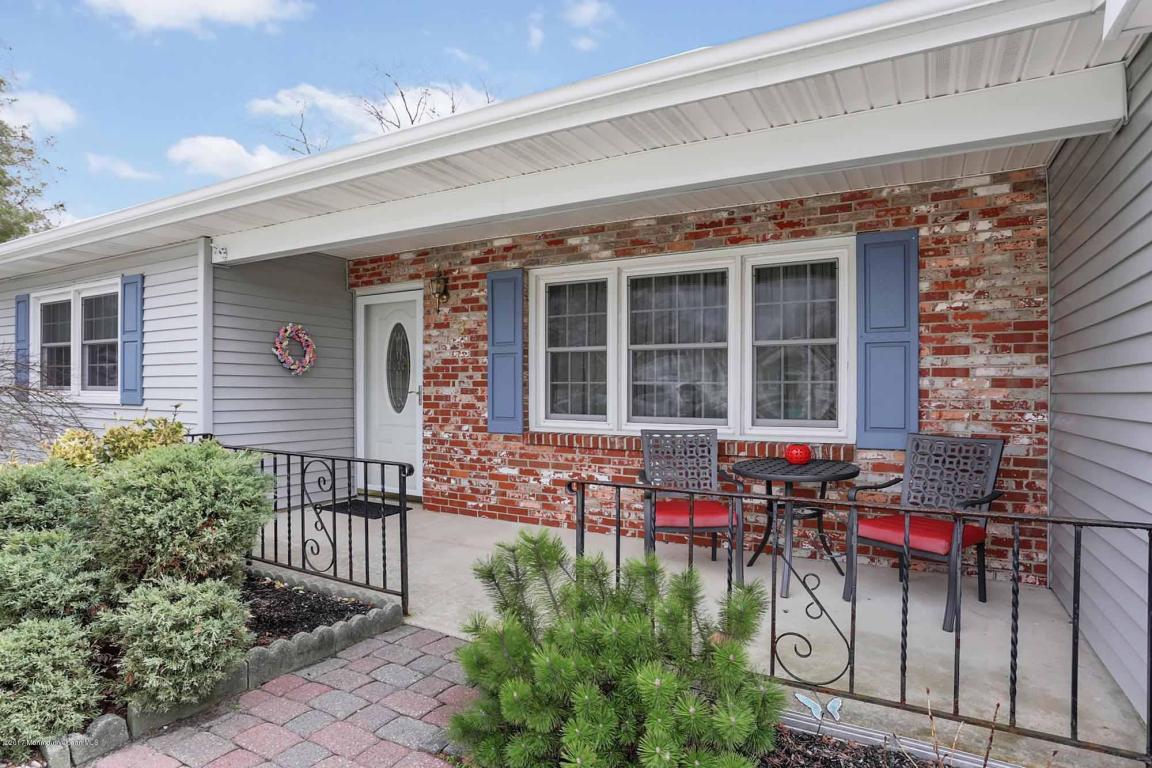 14 Bayview Dr