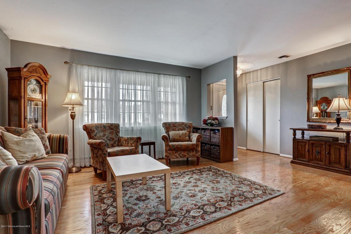 14 Bayview Dr