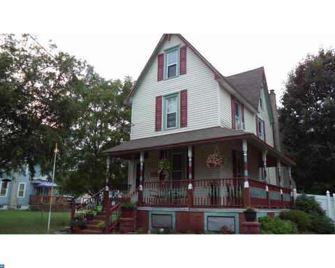 319 W Park Ave