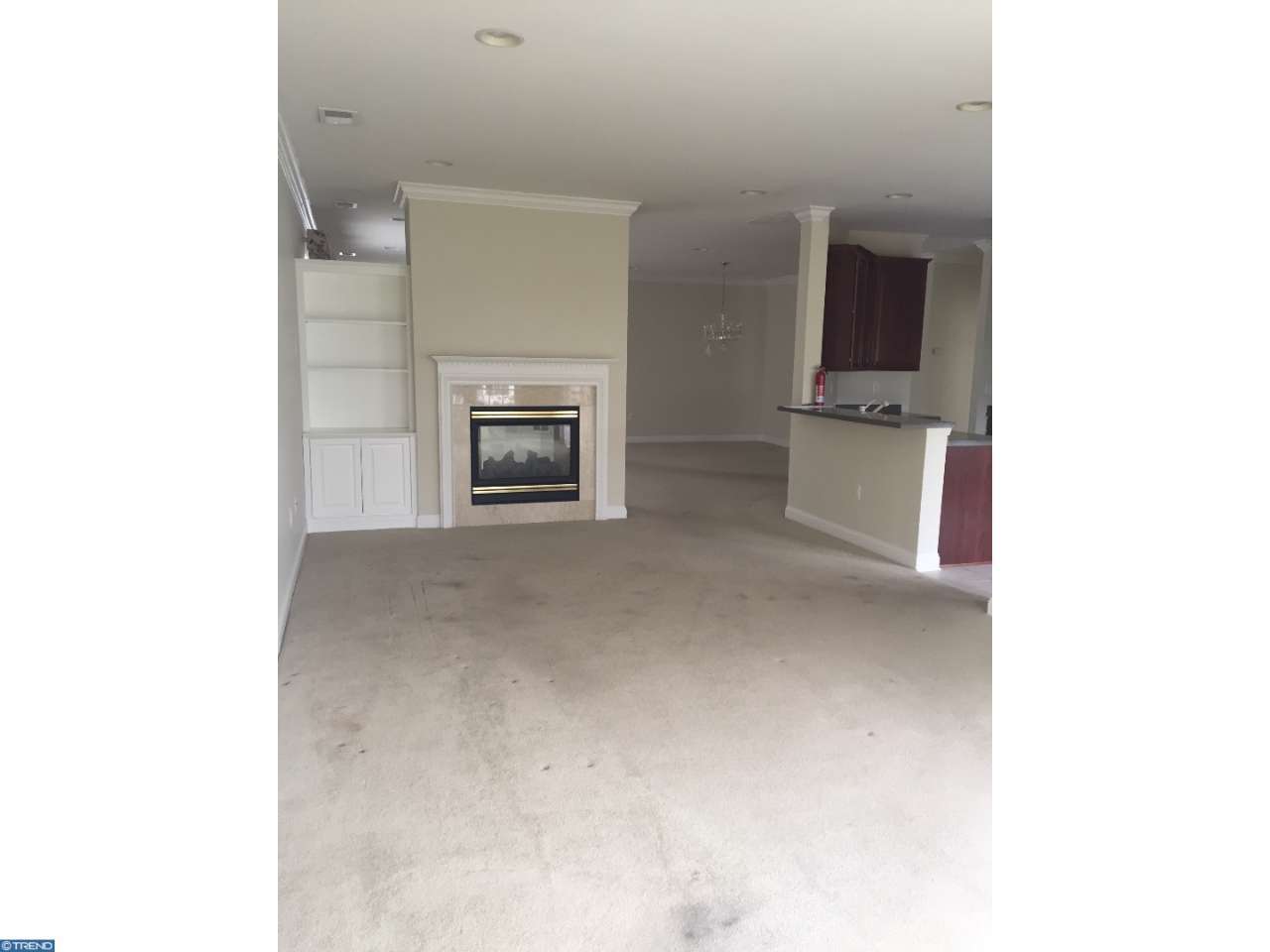 111 Chamber Ln