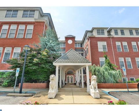 127 W Center St