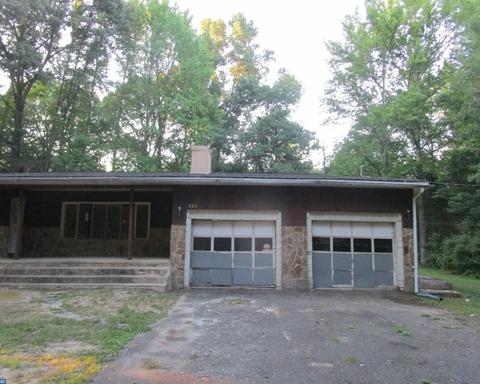 127 W Center St