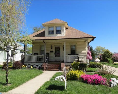 28 E 11th Ave