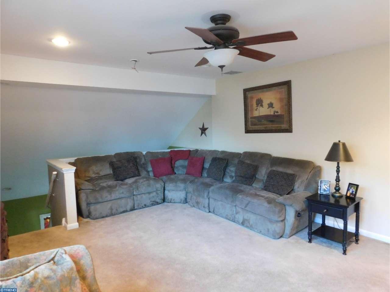 525 Hopkins Rd