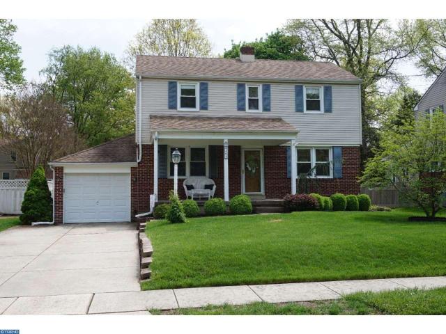 1185 Lakeshore Dr