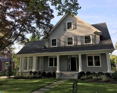 125 Elm Ave