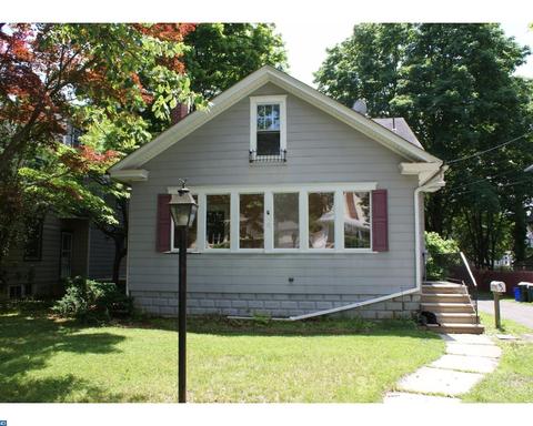 1015 Merrick Ave