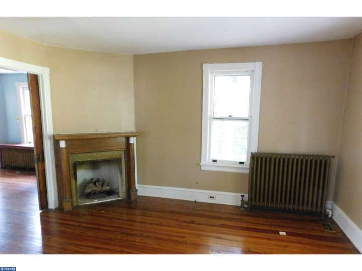 For Sale: 259 Kings Hwy W Haddonfield, NJ 08033