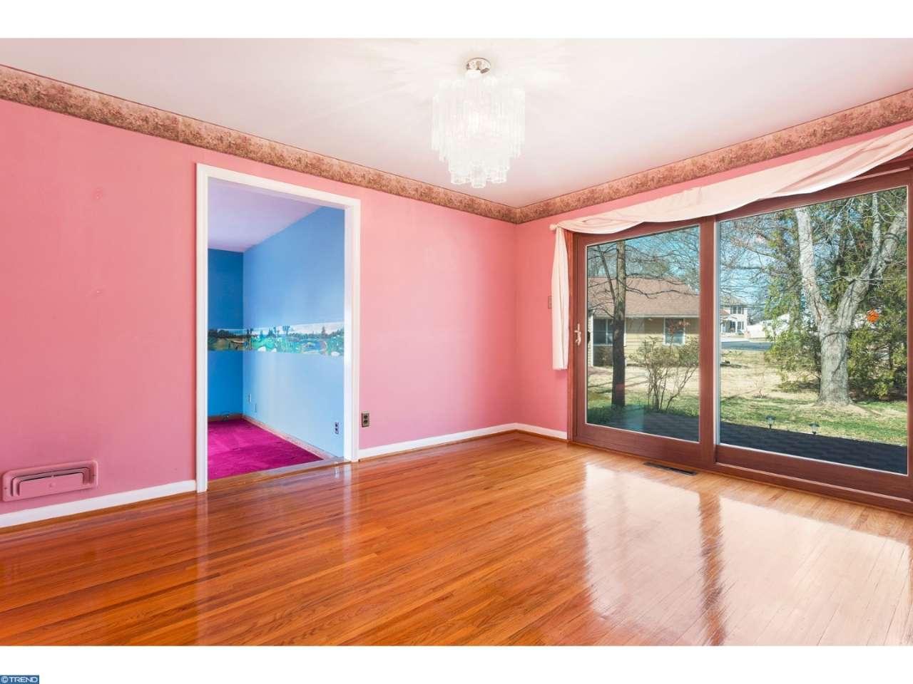 215 Avon Rd