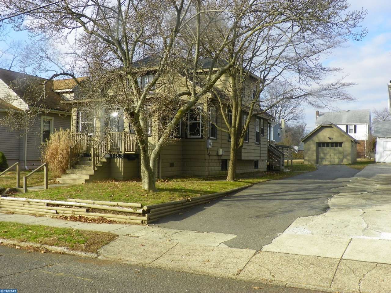 2000 Bryn Mawr Ave