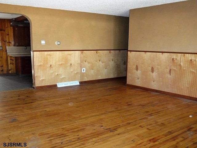 2006 Blue Fox Ln