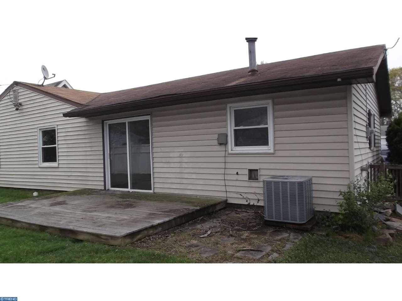 32 Eddington Ln