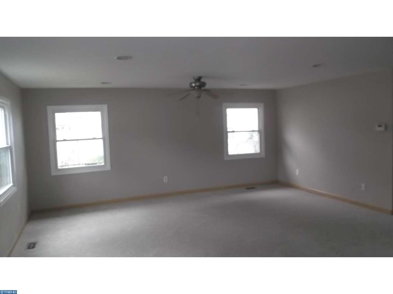 32 Eddington Ln