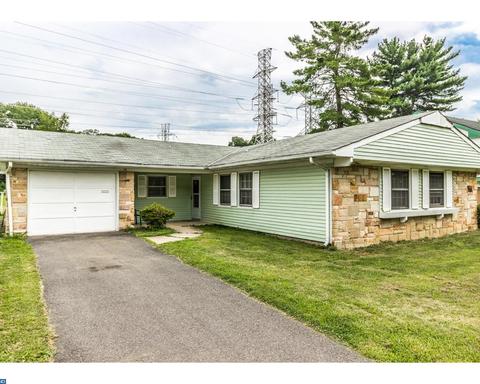 9 New Pond Ln