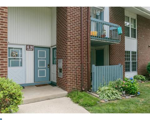 213 Laurel St