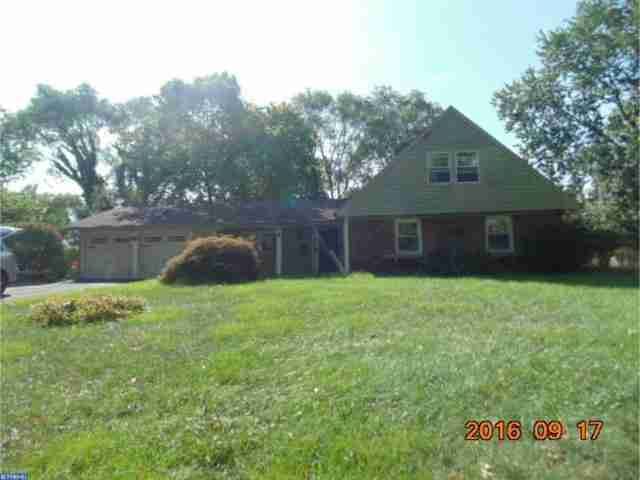 30 Mandolin Ln