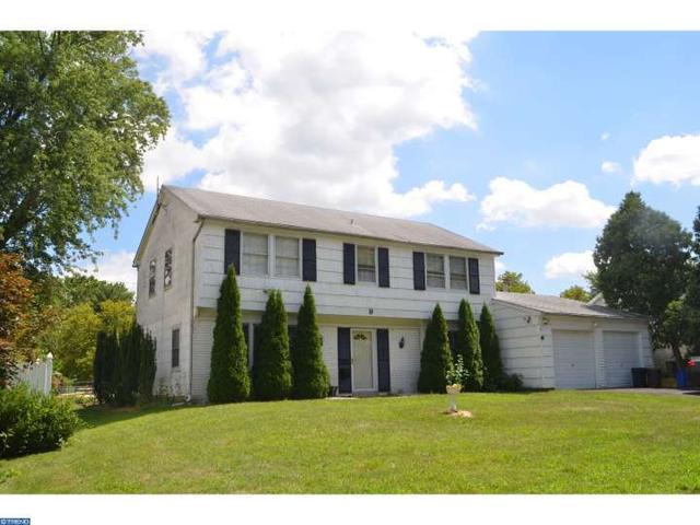 30 Mandolin Ln