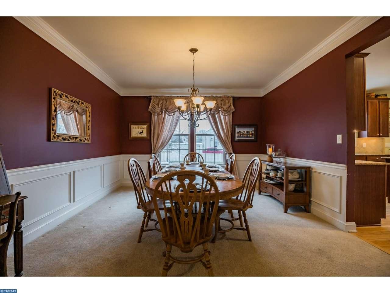 14 Calvert Ln