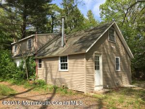 33 Bolton Ln