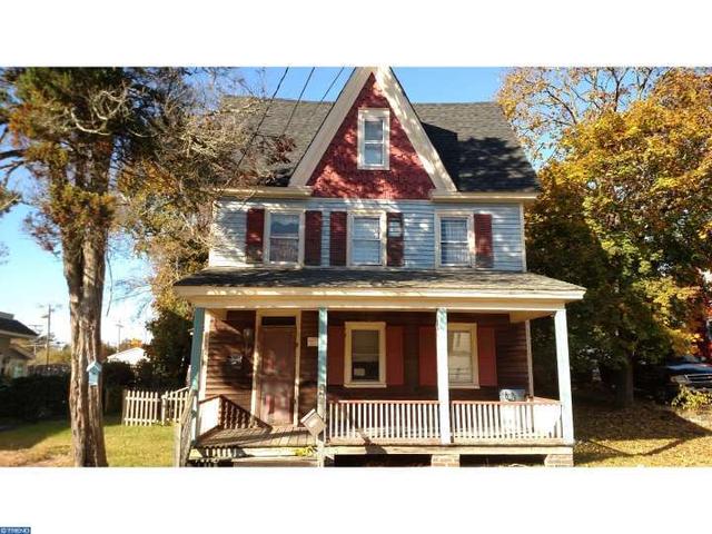 33 Bolton Ln